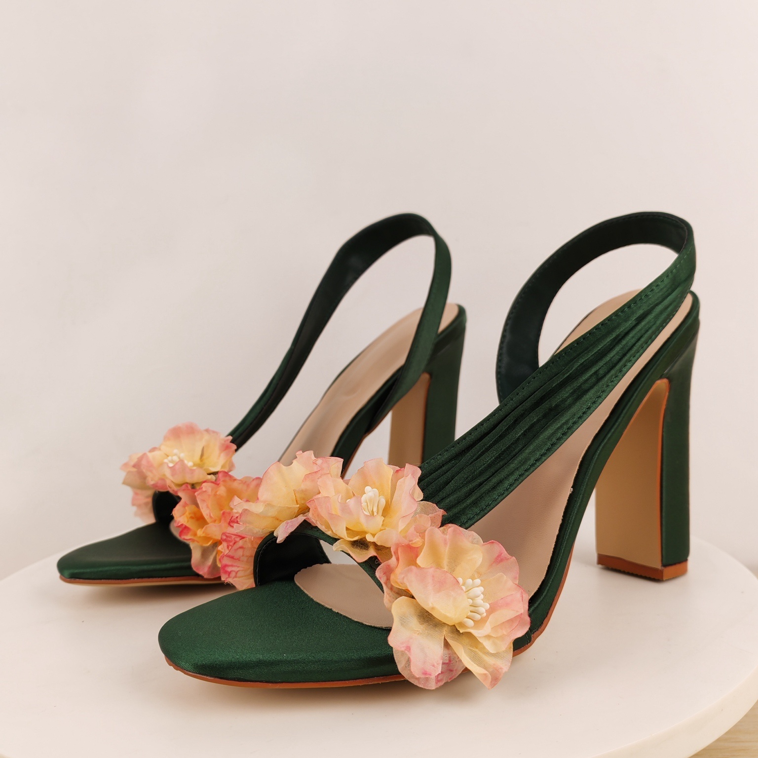 Block Heels Slingback Flowers  - огляд і ціна Slip Dress Satin